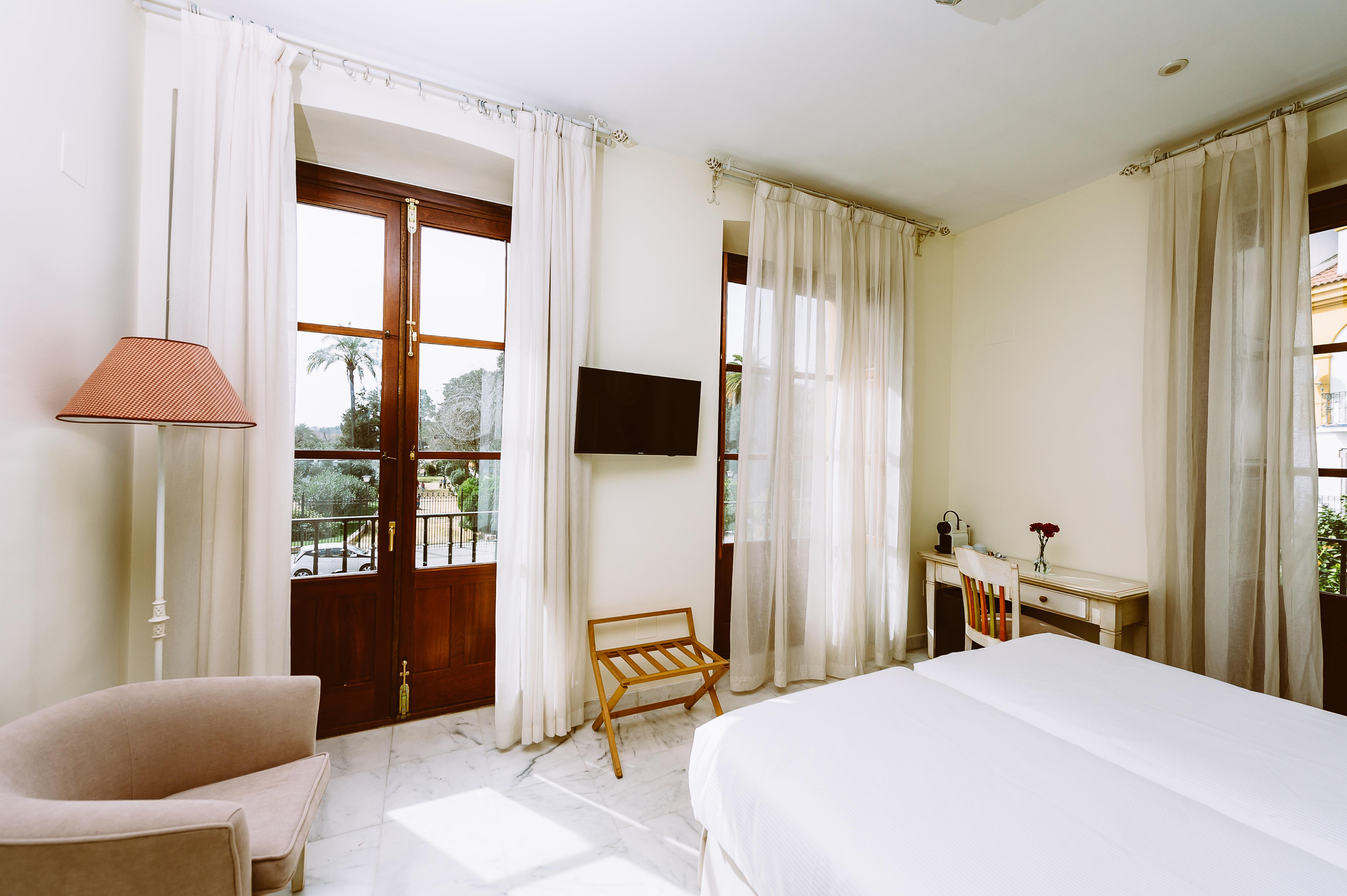 Basic Hotel Dona Manuela Sevilla Kültér fotó