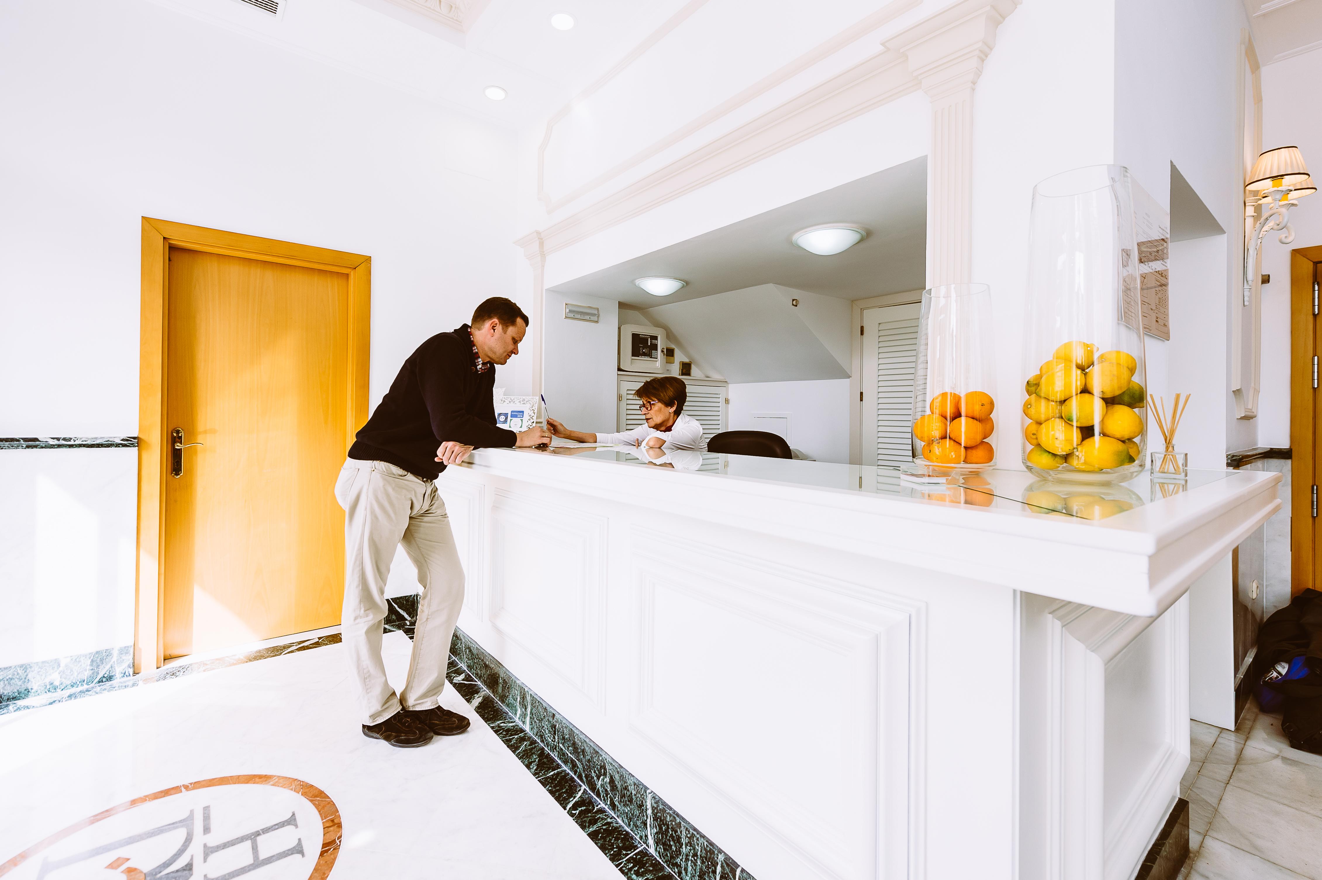 Basic Hotel Dona Manuela Sevilla Kültér fotó