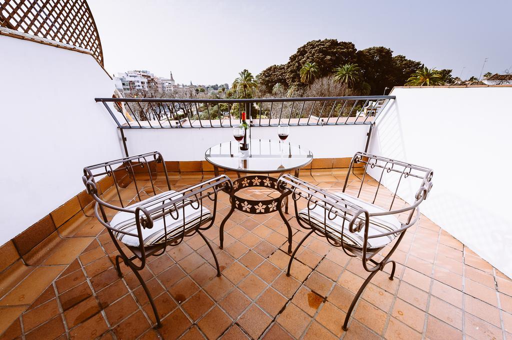 Basic Hotel Dona Manuela Sevilla Kültér fotó