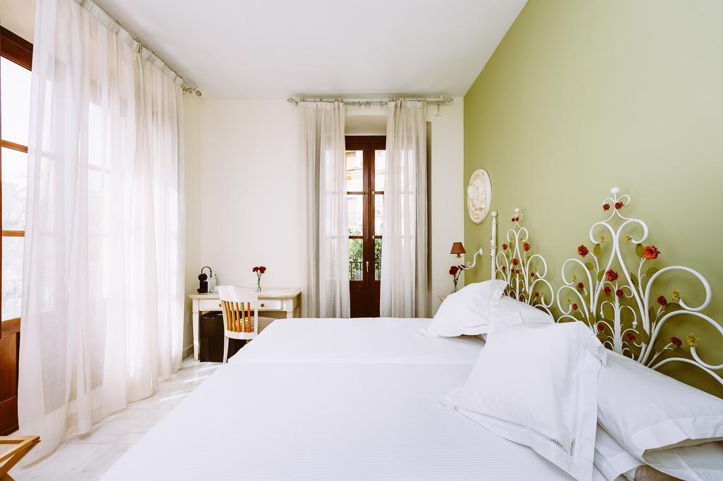 Basic Hotel Dona Manuela Sevilla Kültér fotó