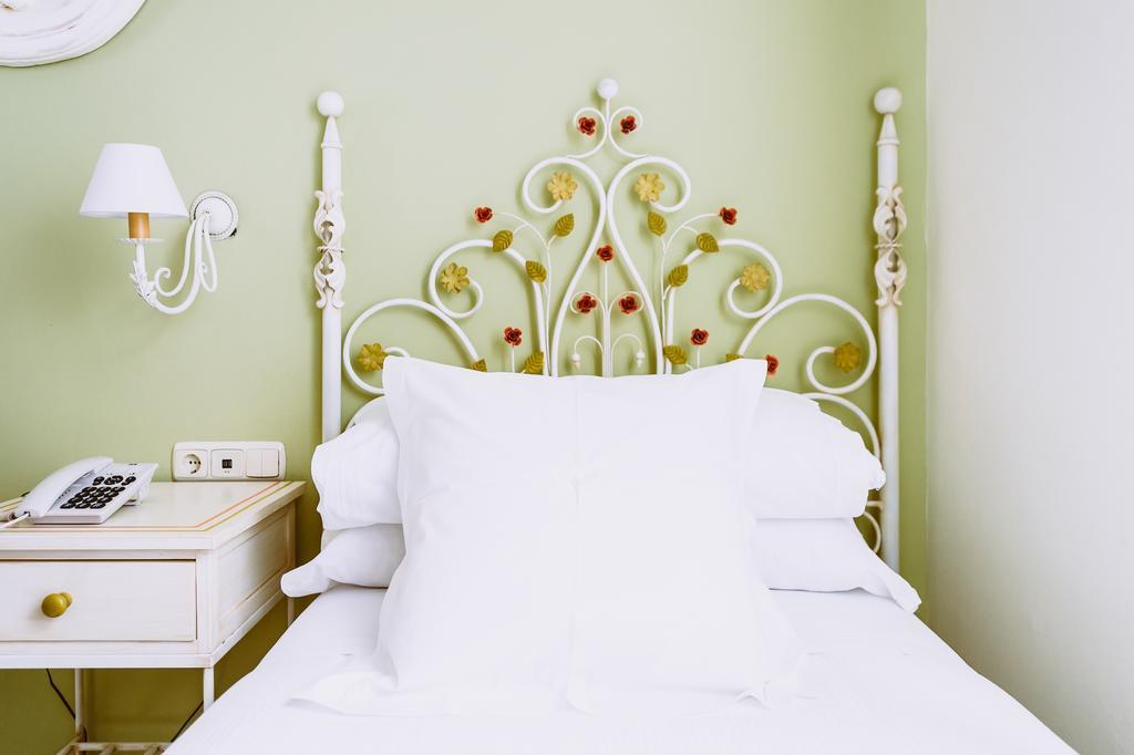 Basic Hotel Dona Manuela Sevilla Kültér fotó
