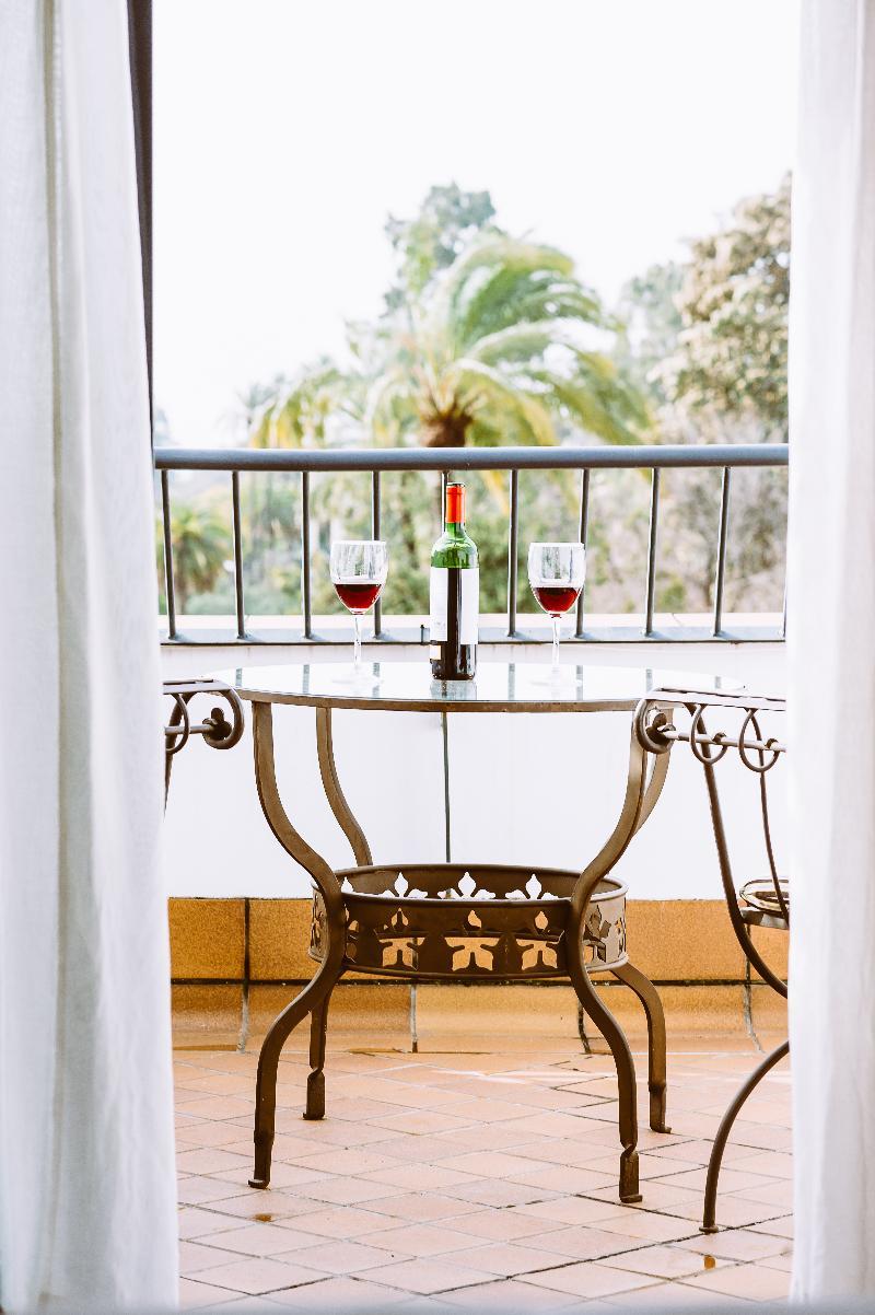 Basic Hotel Dona Manuela Sevilla Kültér fotó