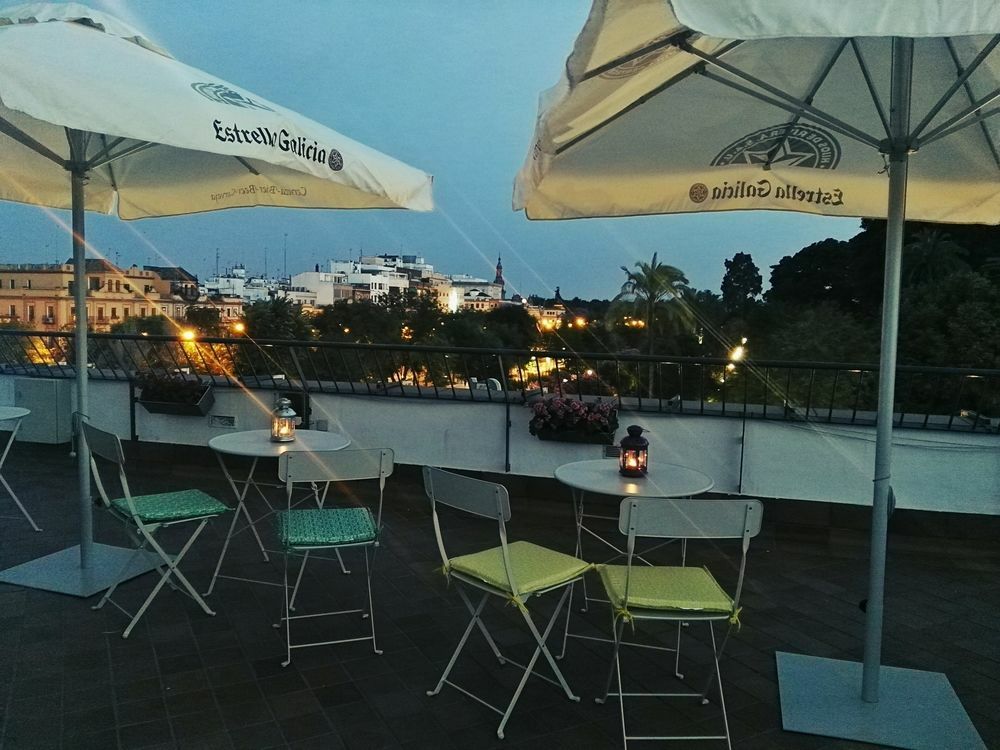 Basic Hotel Dona Manuela Sevilla Kültér fotó